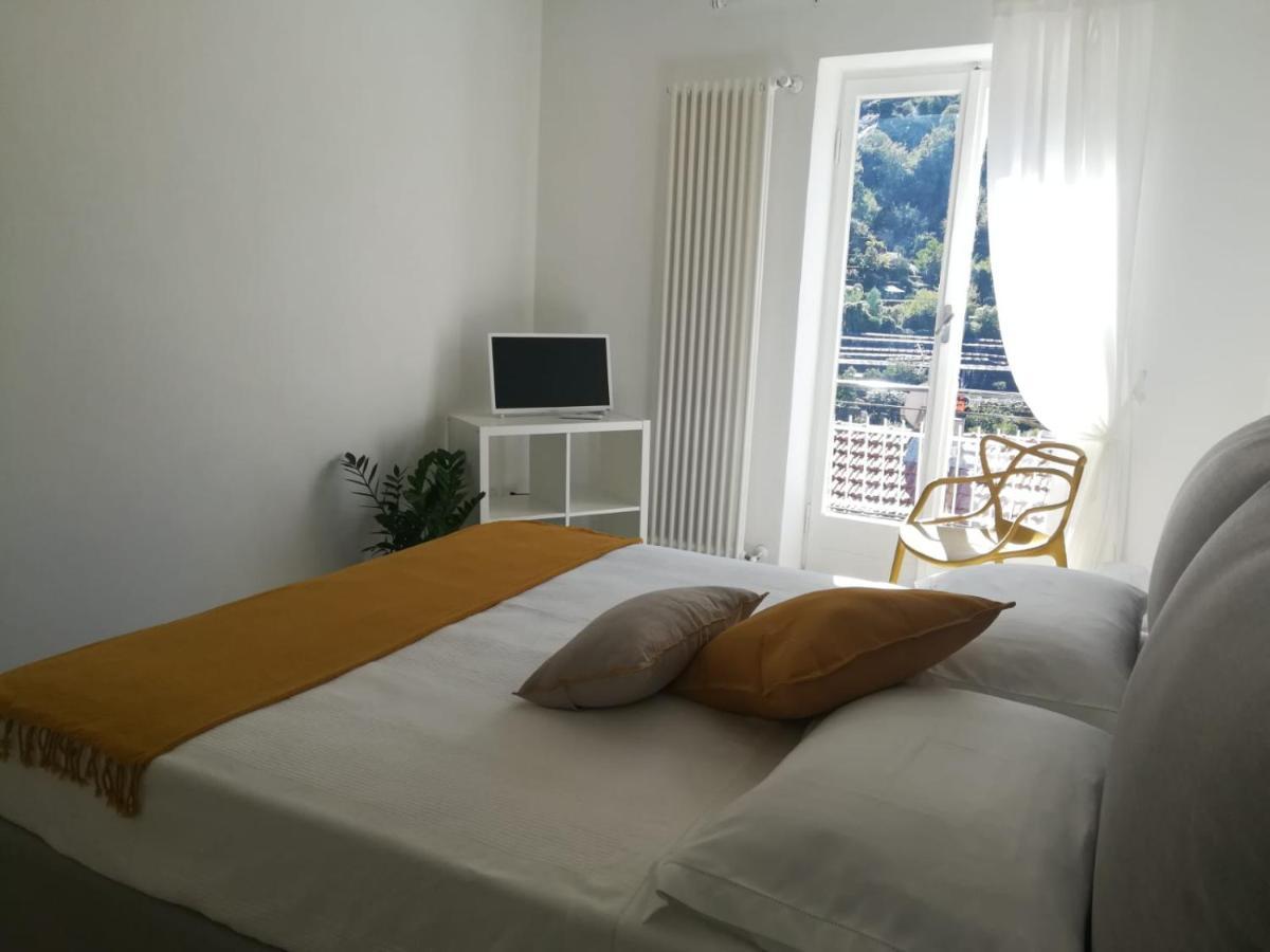 Ferienwohnung L'ortensia Pigna Exterior foto